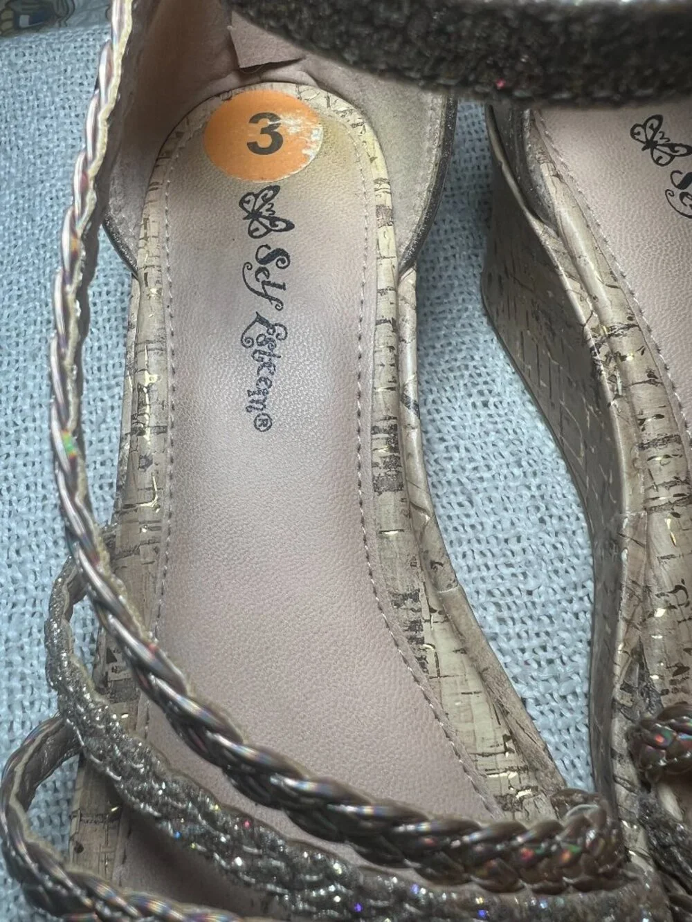 Self Esteem Girls Rose Gold Glitter Cork Wedge Sandals Size 3 – Worn Once – EUC